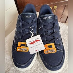 Skechers Women’s Arch Fit Arcade - Arcata 7.5